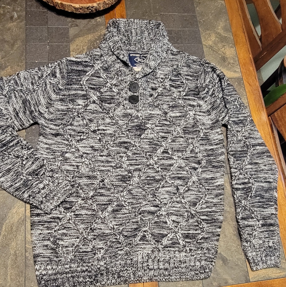 Amongst Others Men Sweater Large Black White Long Sleeve Cable Knit Shawl Collar
